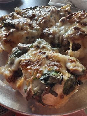 Alfredo Vegan Pizza   at Plant Based Mafia in Palm Beach Gardens