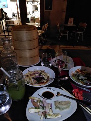 eggplants, dumpling, salad, lemonade at Jasmin in Annecy