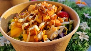 Asia Beach Bowl „Lombok“ (Tempeh) at Mei.Essn - Food Truck in Lenzing