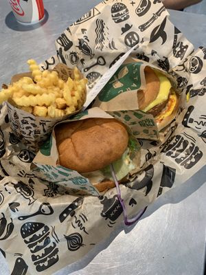 Burgers and chips  at ARN - Bastard Burgers - T4 in Stockholm