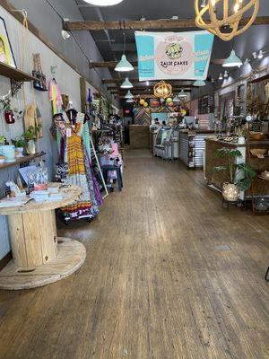   at Zalie Cakes in Hollywood