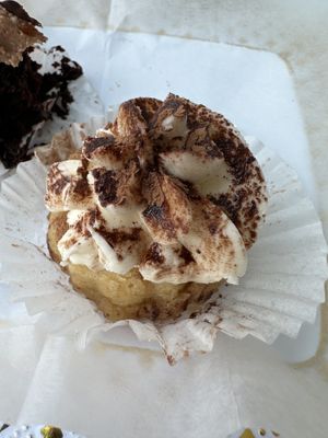   at Zalie Cakes in Hollywood