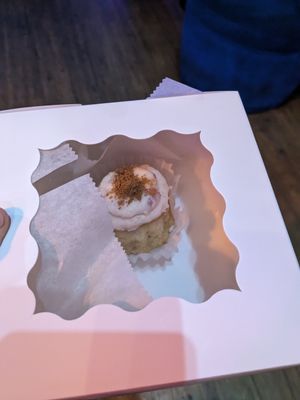 Strawberry shortcake at Zalie Cakes in Hollywood