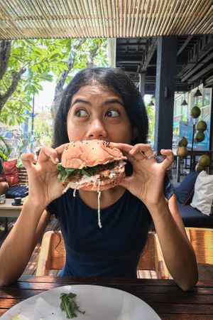 So juicy vegan jackfruit burger with a lot of greens and coleslaw ❤️😍 at Human Bean in Canggu