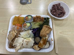   at QuánJiāFú SùShí 全家福素食 in Taipei