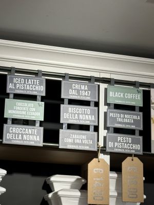 Flavours, green are vegan  at Gelateria La Romana in Peschiera Del Garda