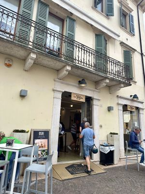 Entrance  at Gelateria La Romana in Peschiera Del Garda