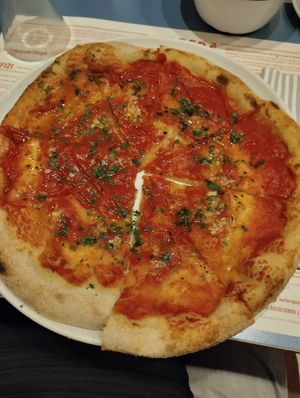 Margarita. Just tomato sauce not even basil at Berberè in Bologna