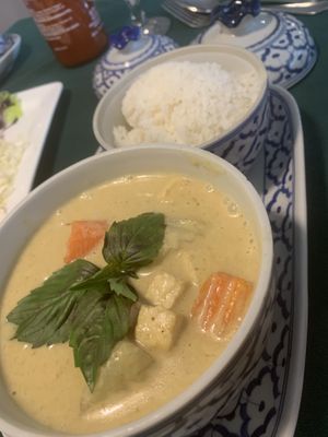 Yellow curry with tofu  at Jutamas in Hattiesburg