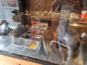 Open kitchen at Wok to Walk in Rome