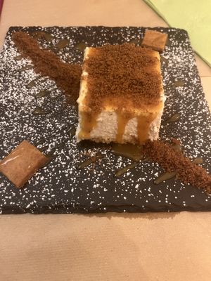 Cheesecake al caramello  at Cavo Bistrot in Cagliari