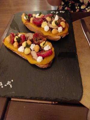 Bruschetta at Cavo Bistrot in Cagliari