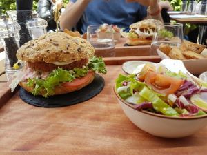 Vegan burger at Cavo Bistrot in Cagliari