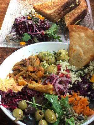 The toasty literally made me dribble again packed with unexpected delights- the Salad had sooo much goodness yumness 🙌🤣 at Cosmic Kitchen in Plymouth