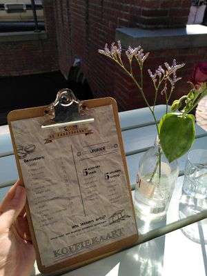 4 kinds of vegan milk for the coffee at Espressobar De Fazant in Veenendaal