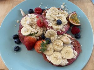 Red velvet pancakes: very tasty. They're fluffy, fruity, creamy and sweet.  at Klein Geluk Ontbijt in Heemskerk