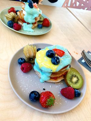 High tea at Klein Geluk Ontbijt in Heemskerk