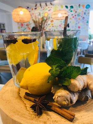 vegan, glutenvrij geraffineerde suikervrij - Klein Geluk ontbijt en lunch at Klein Geluk Ontbijt in Heemskerk