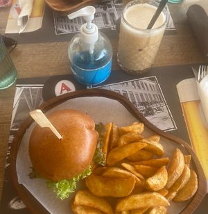   at Pantarei in Aegina