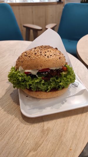 Pastrami burger with extra feta at Krowarzywa in Poznan