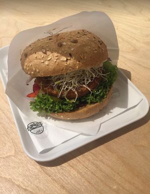 chickpea burger at Krowarzywa in Poznan