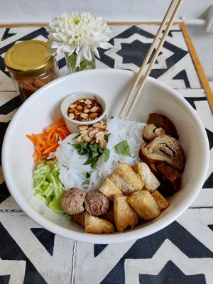 Vegan Rice Noodle Bowl at Ministry of Cat in Phnom Penh