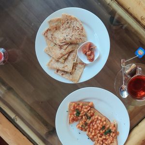  at Drifter's Cafe in Manali