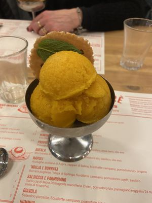Sorbetto al mango  at Berberè in Turin