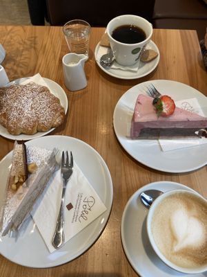 Vegan Heaven  at Cafè Konditorei Confiserie Pöhl in Merano