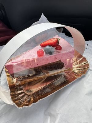 Erdbeerkuchen   at Cafè Konditorei Confiserie Pöhl in Merano