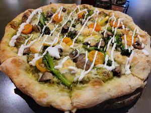 Veggies pizza at Vistro in Bangkok