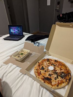 Vegan classic pizza and creamy penne at Vistro in Bangkok