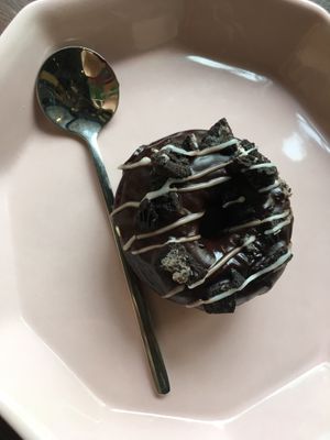 Oreo donut at Vistro in Bangkok