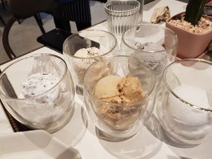 Ice creams 😍 at Vistro in Bangkok