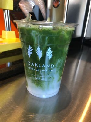 matcha latte unsweetened at Oakland Coffee & Juice Bar in Oakland Park