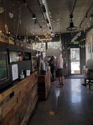 cafe area at Oakland Coffee & Juice Bar in Oakland Park