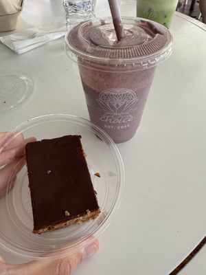   at Choice Health Bar in Kaanapali