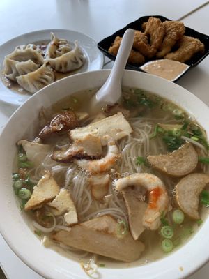 Pho, Dumplings, and Fried (Vegan) Shrimps! 🤤 at Loving Hut in Orlando