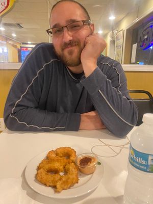 Curled island appetizer at Loving Hut in Orlando