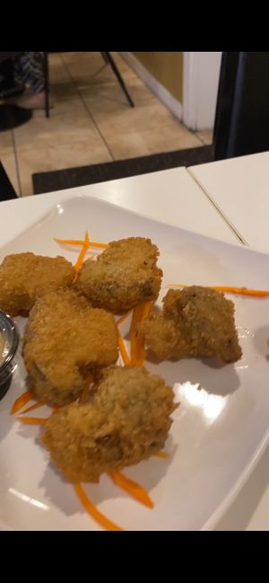 Ocean wonder, the Singapore noodles and Vegg sandwich so delicious 🤤 consumed b4 picture could be taken  at Loving Hut in Orlando