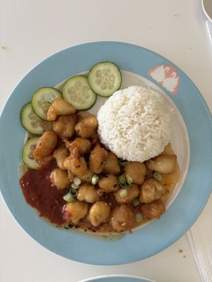 orange chicken entree  at Loving Hut in Orlando