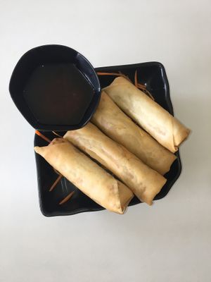 Spring rolls at Loving Hut in Orlando