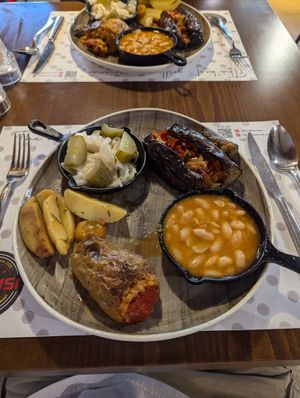 Vegan combination meal at Te Fisi in Shkoder