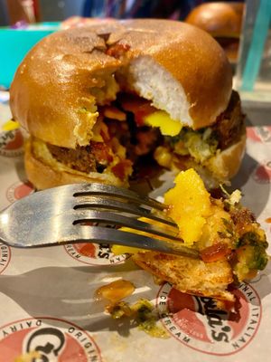 Falafel burger   at Gelatoburger in Oban