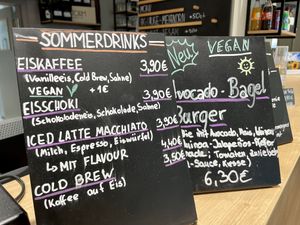 signs at Bagels & Beans in Jena