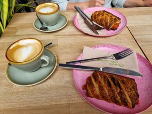 Spicy mexican pastry and flatwhite at Parlé Pantry in West London