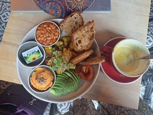 Vegan Breakfast at Parlé Pantry in West London