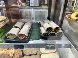 Vegan options￼  at OOL - NRG - T1 in Coolangatta