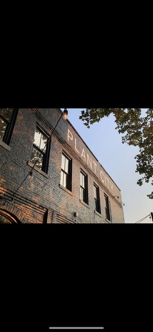 Food haul  at Plant City in Providence