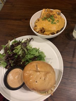 Tofu chicken sandwich and chili fries AMAZING 😍 at Plant City in Providence